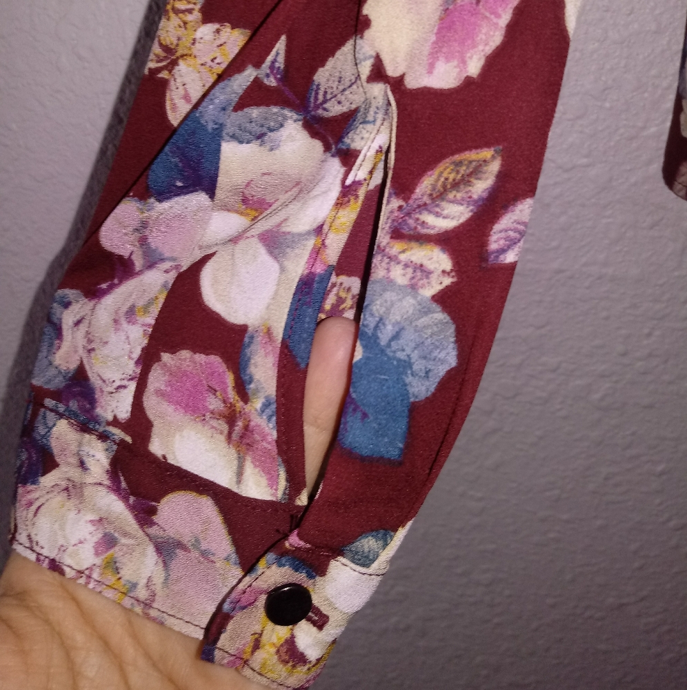 ❤️🌻 F21 FLORAL TOP - Picture 3 of 8